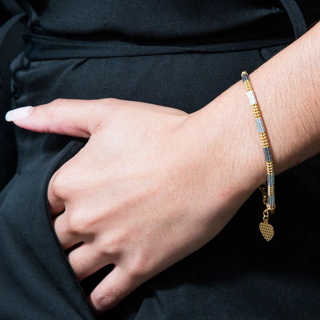 22K Multi Tone Gold Bracelet W/ Heart Charm & Rounded Beaded Link
