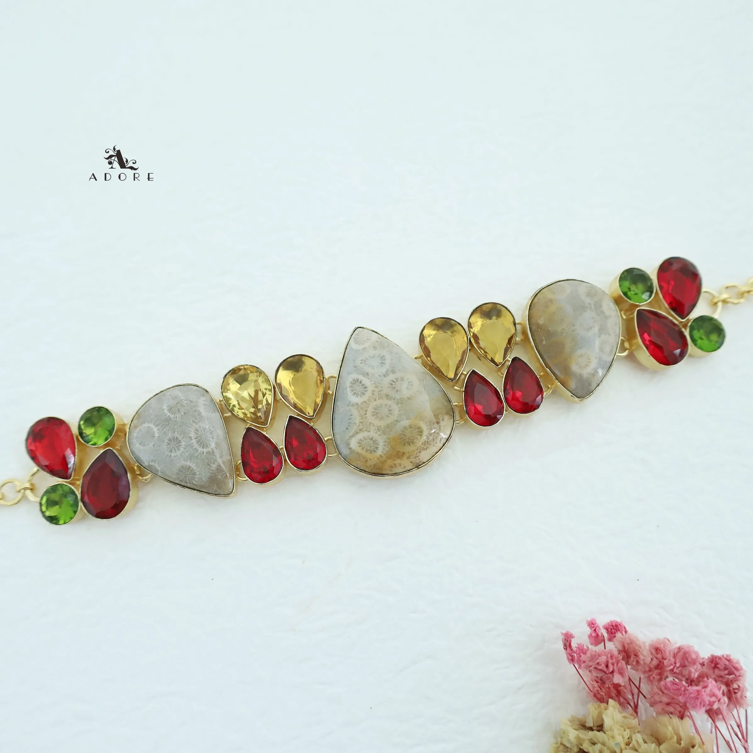 Aqulin Choker